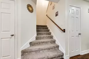 2864 Westover Dr, Grand Prairie, TX 75052 - Photo 4