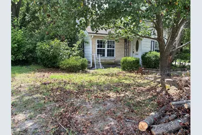 815/811/817 W 12th Street #815, Bonham, TX 75418 - Photo 2