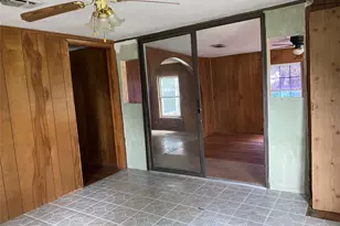 815/811/817 W 12th St, Bonham, TX 75418 - Photo 6