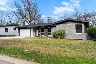 3104 Binyon St, Fort Worth, TX 76133 - Photo 2