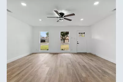 3104 Binyon Street, Fort Worth, TX 76133 - Photo 8