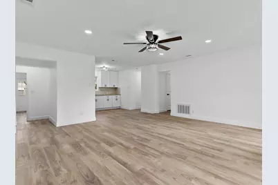 3104 Binyon Street, Fort Worth, TX 76133 - Photo 6