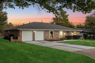 1720 Acorn Ln, Hurst, TX 76054 - Photo 32