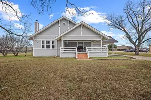 715 E 5th St, Ferris, TX 75125 - Photo 8