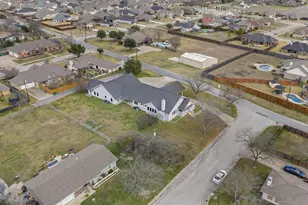 715 E 5th St, Ferris, TX 75125 - Photo 32