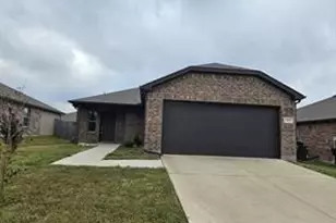 1405 Brindle Dr, Greenville, TX 75402 - Photo 1