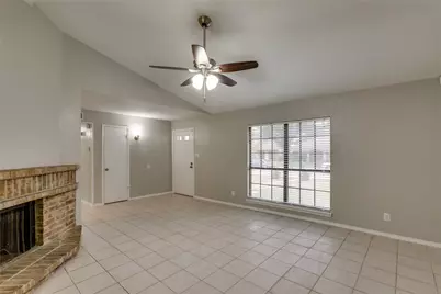 114 Camilla Lane, Garland, TX 75040 - Photo 10