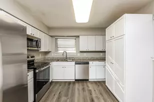 3419 Loganwood Dr, Dallas, TX 75227 - Photo 10