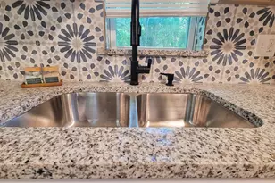 1970 W Sherman St, Paris, TX 75460 - Photo 4