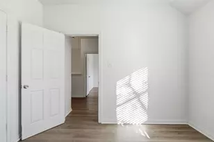 408 Channel View Ct, DeSoto, TX 75115 - Photo 12