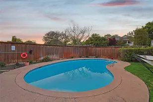 7841 El Pensador Dr, Dallas, TX 75248 - Photo 30