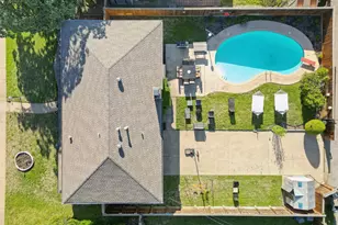 7841 El Pensador Dr, Dallas, TX 75248 - Photo 34