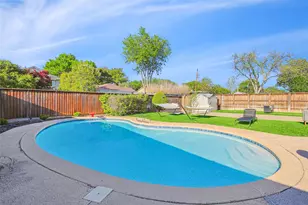 7841 El Pensador Dr, Dallas, TX 75248 - Photo 26