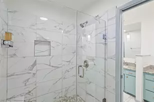 7841 El Pensador Dr, Dallas, TX 75248 - Photo 16