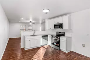 1024 Junegrass Ln, Crowley, TX 76036 - Photo 8