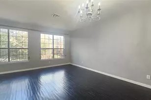 1424 Biltmore Ln, Irving, TX 75063 - Photo 10