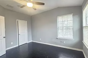 1424 Biltmore Ln, Irving, TX 75063 - Photo 24