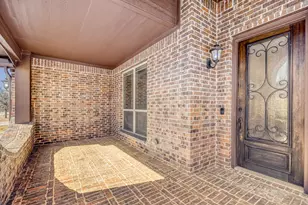 1621 Bull St, Aubrey, TX 76227 - Photo 4
