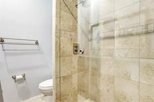 10421 High Hollows Dr, Dallas, TX 75230 - Photo 14