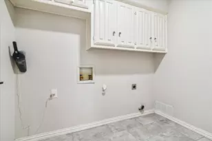 16801 Brushfield Dr, Dallas, TX 75248 - Photo 28