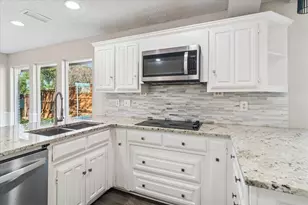 16801 Brushfield Dr, Dallas, TX 75248 - Photo 8