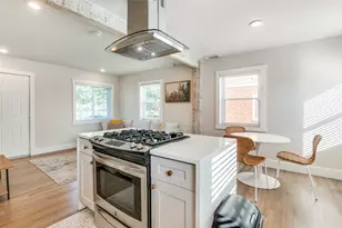 706 Cedar Hill Ave, Dallas, TX 75208 - Photo 4