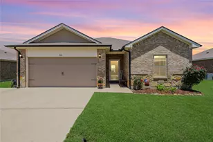 306 Breaux Ln, Mabank, TX 75147 - Photo 1