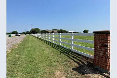 1725 Highland Drive, Whitney, TX 76692 - Photo 1