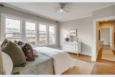 2222 W Magnolia Avenue, Fort Worth, TX 76110 - Photo 14