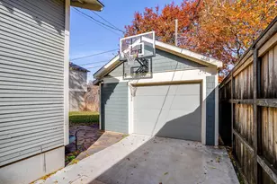 2222 W Magnolia Ave, Fort Worth, TX 76110 - Photo 28