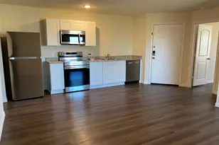 2203 Henry St, Greenville, TX 75401 - Photo 2