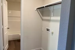 2203 Henry St, Greenville, TX 75401 - Photo 18