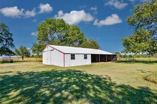 476 Co Rd 260, Gainesville, TX 76240 - Photo 14