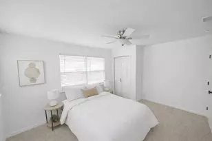 1310 W Cedar St, Arlington, TX 76012 - Photo 10