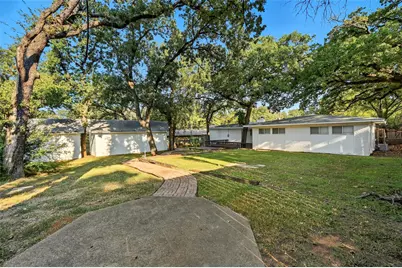 1310 W Cedar Street, Arlington, TX 76012 - Photo 26