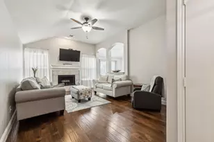 9208 Norfolk Ln, McKinney, TX 75071 - Photo 2