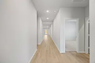 3204 Royal Frst Dr, Denton, TX 76208 - Photo 2