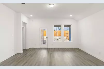 1004 Colgate Circle, Princeton, TX 75407 - Photo 16