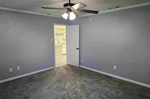 1106 Gifford Dr, Granbury, TX 76048 - Photo 6