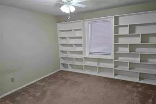 1106 Gifford Dr, Granbury, TX 76048 - Photo 4