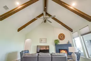 239 Harvard Ln, Springtown, TX 76082 - Photo 8