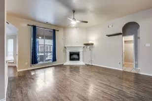 2939 Alyson Way, Grand Prairie, TX 75052 - Photo 4