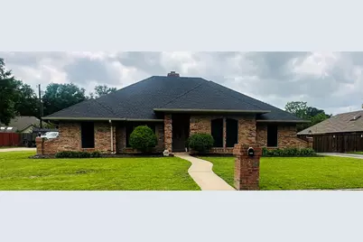 1925 N Collegiate Drive, Paris, TX 75462 - Photo 1