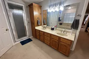 1925 N Collegiate Dr, Paris, TX 75462 - Photo 18