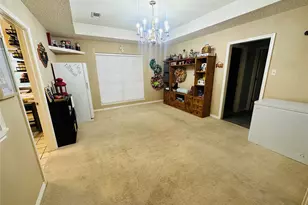 1925 N Collegiate Dr, Paris, TX 75462 - Photo 8