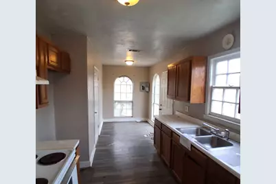 43 W Parnell Street, Denison, TX 75020 - Photo 4