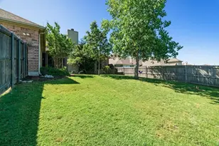 4601 Eden Dr, Garland, TX 75043 - Photo 18