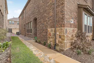 264 Spring Hill Rd, Flower Mound, TX 75028 - Photo 2