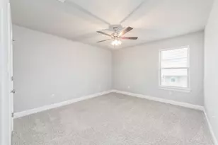 727 Rolling Terrace Cir, Granbury, TX 76049 - Photo 8