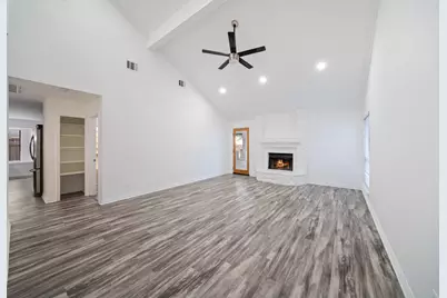 721 Keessee Drive, Cedar Hill, TX 75104 - Photo 2